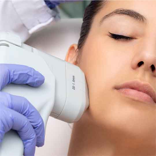 هایفوتراپی پوست و مو شیوا بیوتی